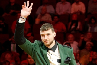 Turkijos milijonierius dominantis D.Motiejūnas NBA palikti neketina